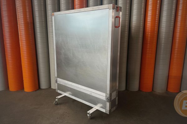 Eigenbau aus der Metallfertigung: Fahrbarer Temperaturofen für die Kunststoffwerkstatt